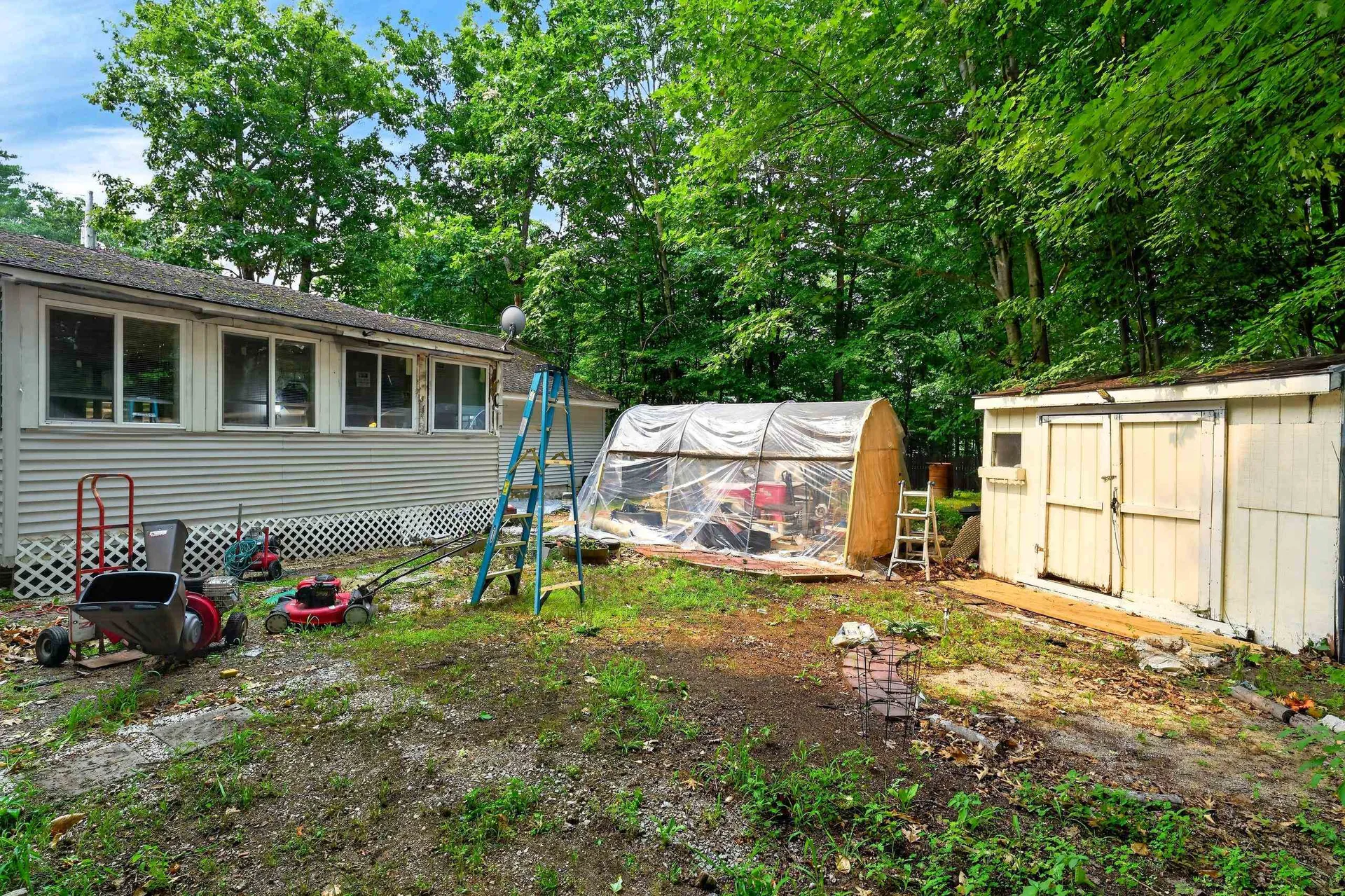 69 Robin Street Franklin NH 03235