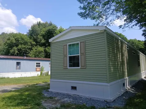 10 Daniels Drive Enfield NH 03748