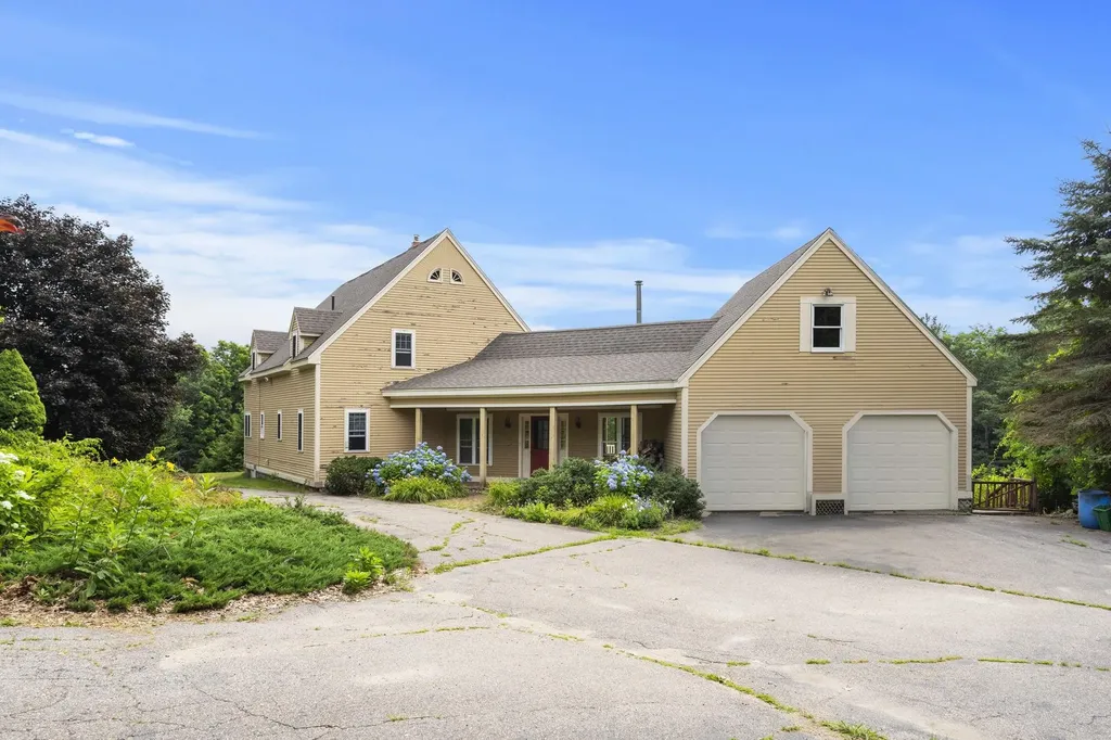 157 Waukewan Road Center Harbor NH 03226