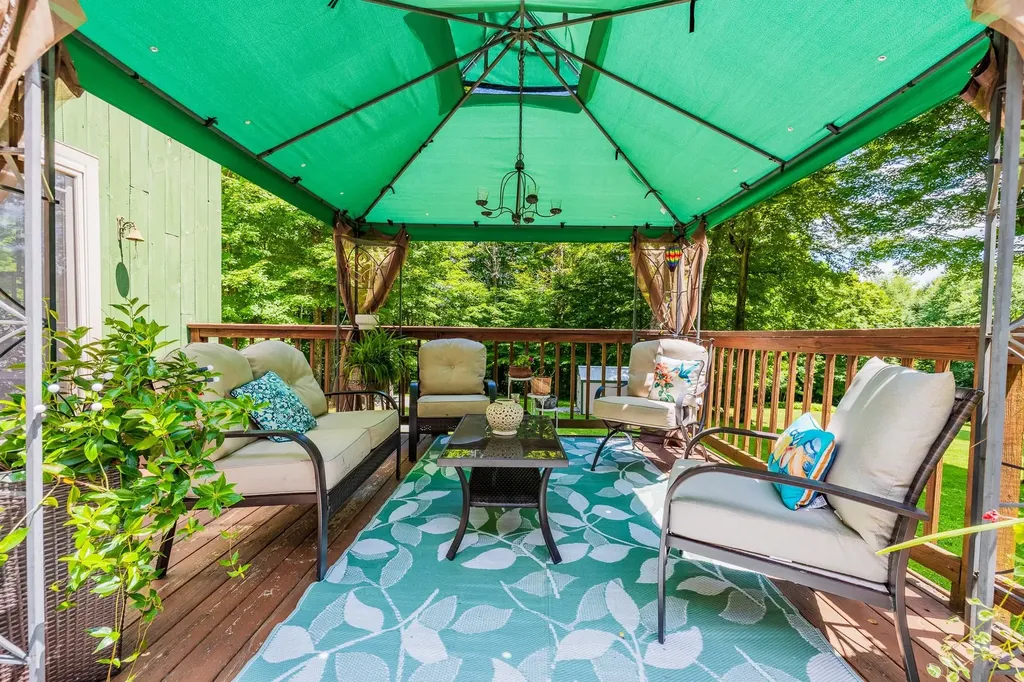 522 Farm Road Arlington VT 05250