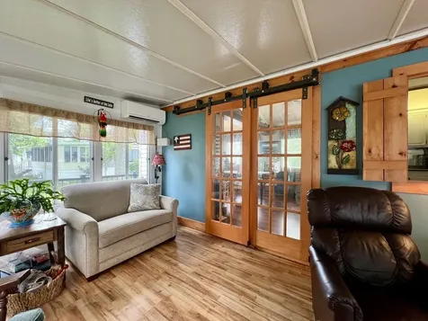 28 Whites Lane Grand Isle VT 05458
