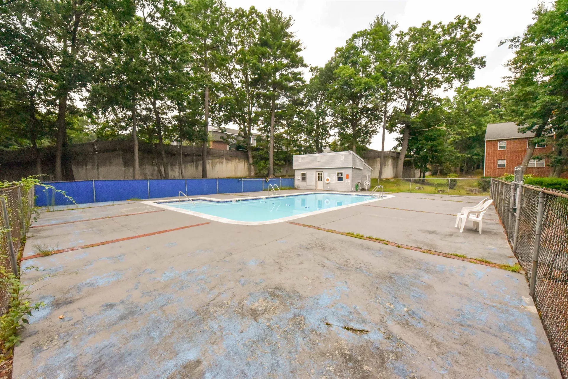 5 Louisburg Square Nashua NH 03060