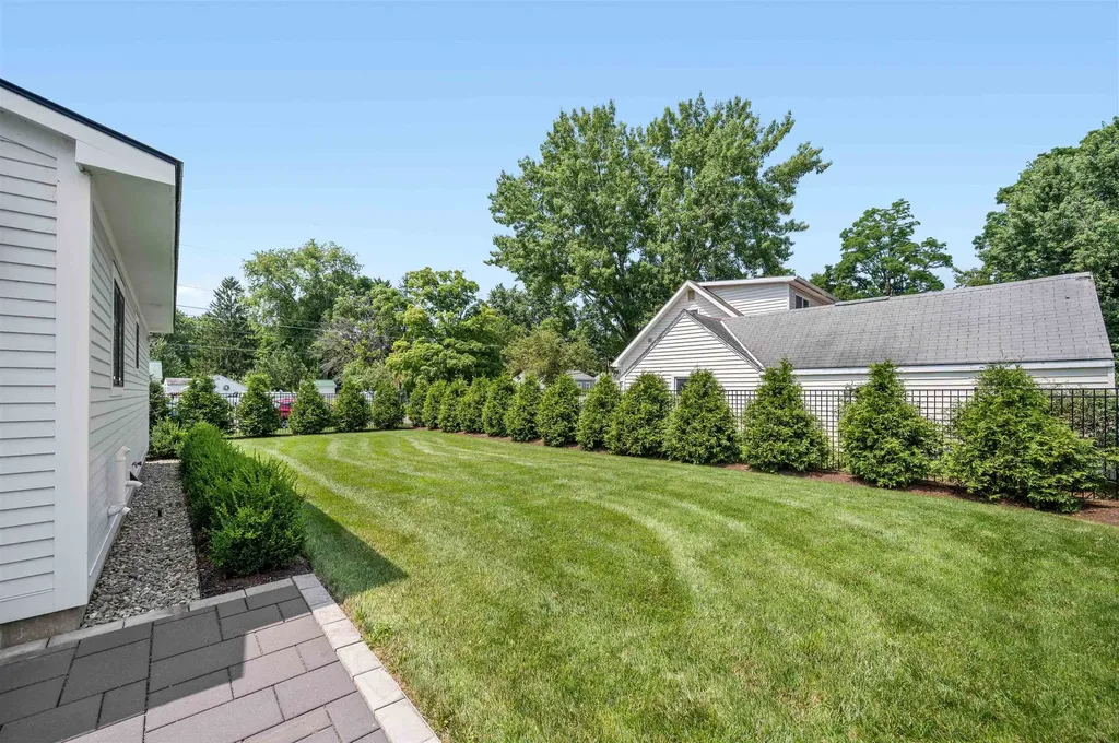 39 South Summit Street Essex Junction VT 05452