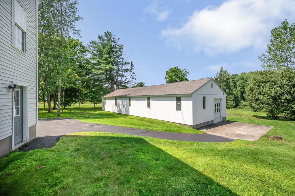 1 County Road Windham NH 03087