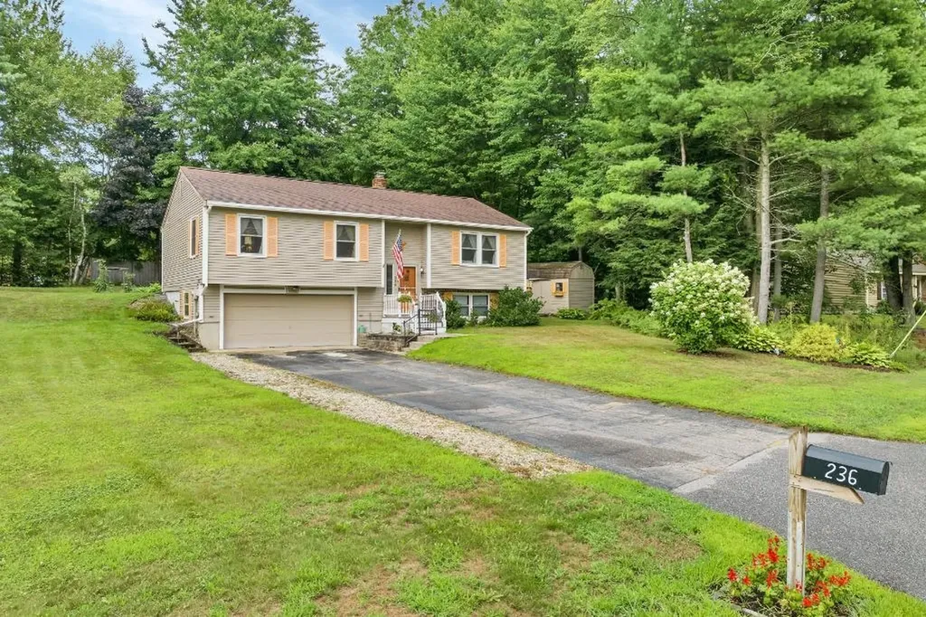 236 Lynnewood Road Laconia NH 03246