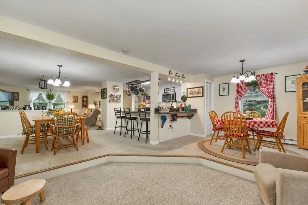236 Lynnewood Road Laconia NH 03246