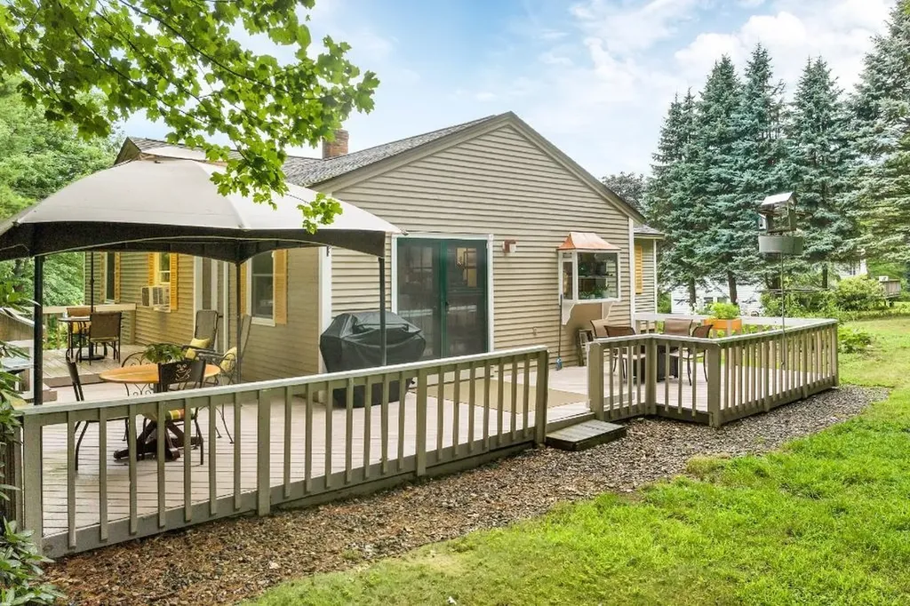 236 Lynnewood Road Laconia NH 03246