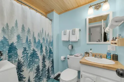 236 Lynnewood Road Laconia NH 03246
