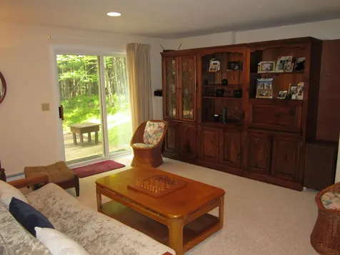 28 Fenwood Drive New London NH 03257