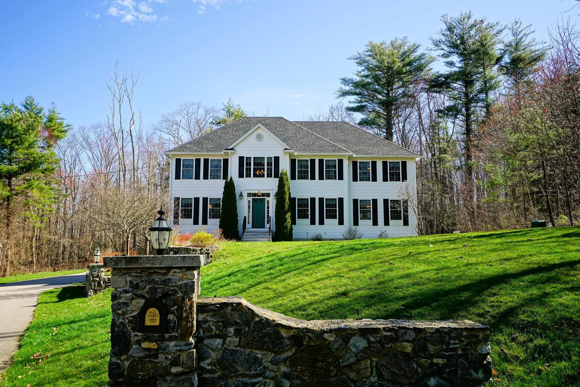 14 Horseshoe Road Windham NH 03087