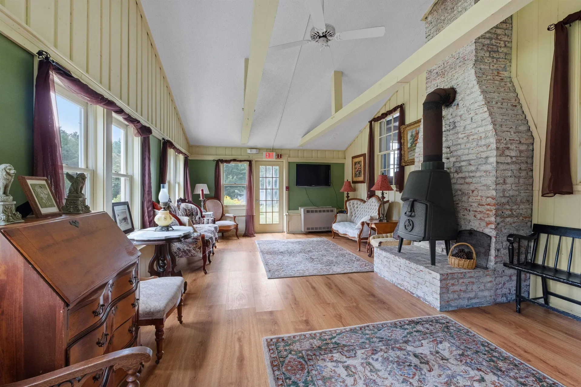 1474 Profile Road Franconia NH 03580