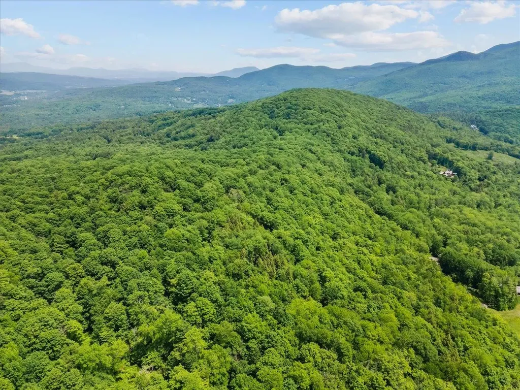 0 Hollows End Road Stowe VT 05672