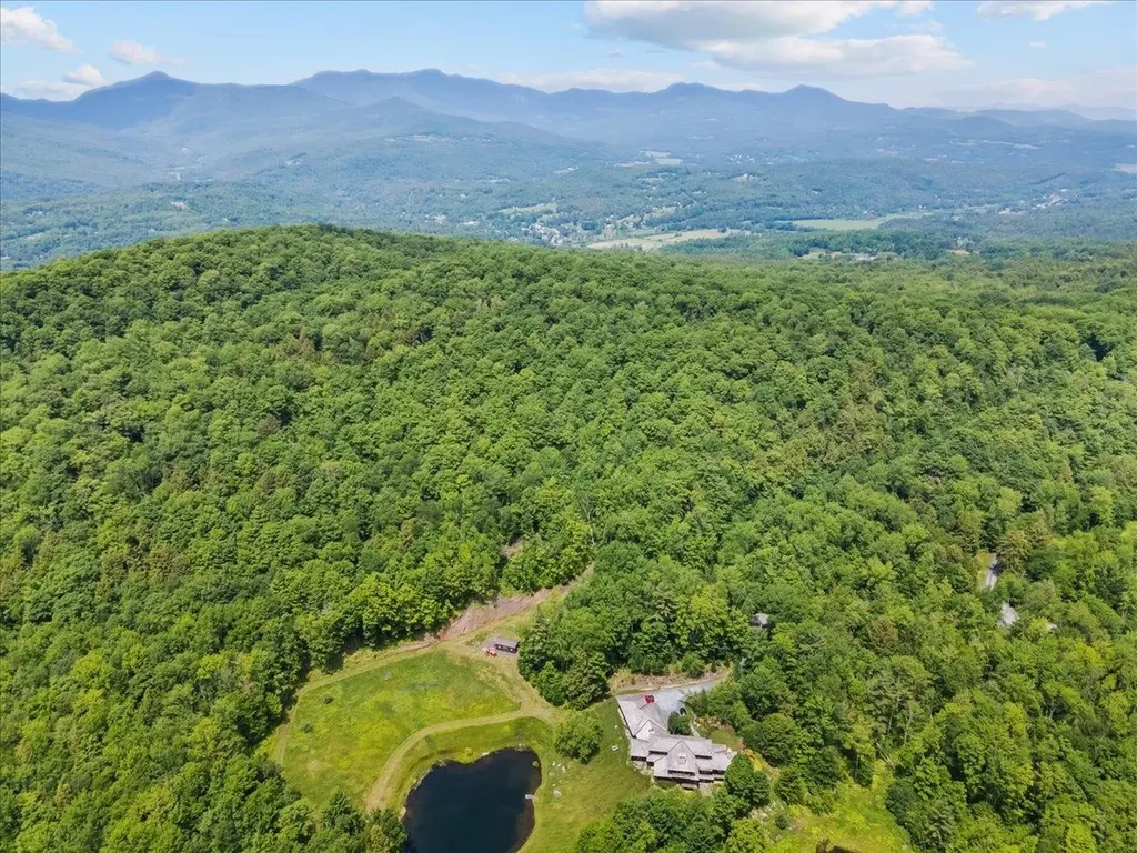 0 Hollows End Road Stowe VT 05672