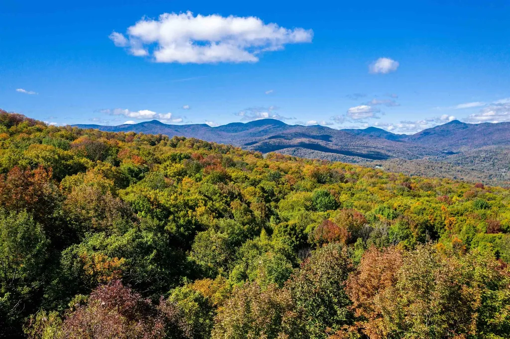 0 Hollows End Road Stowe VT 05672