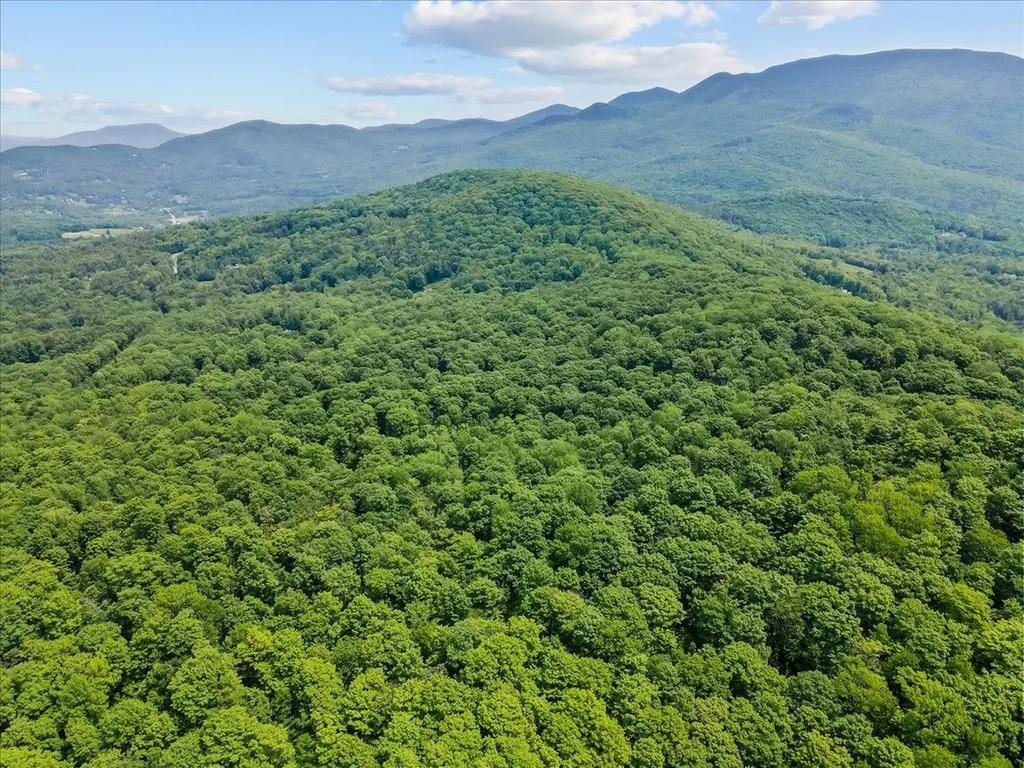 0 Hollows End Road Stowe VT 05672