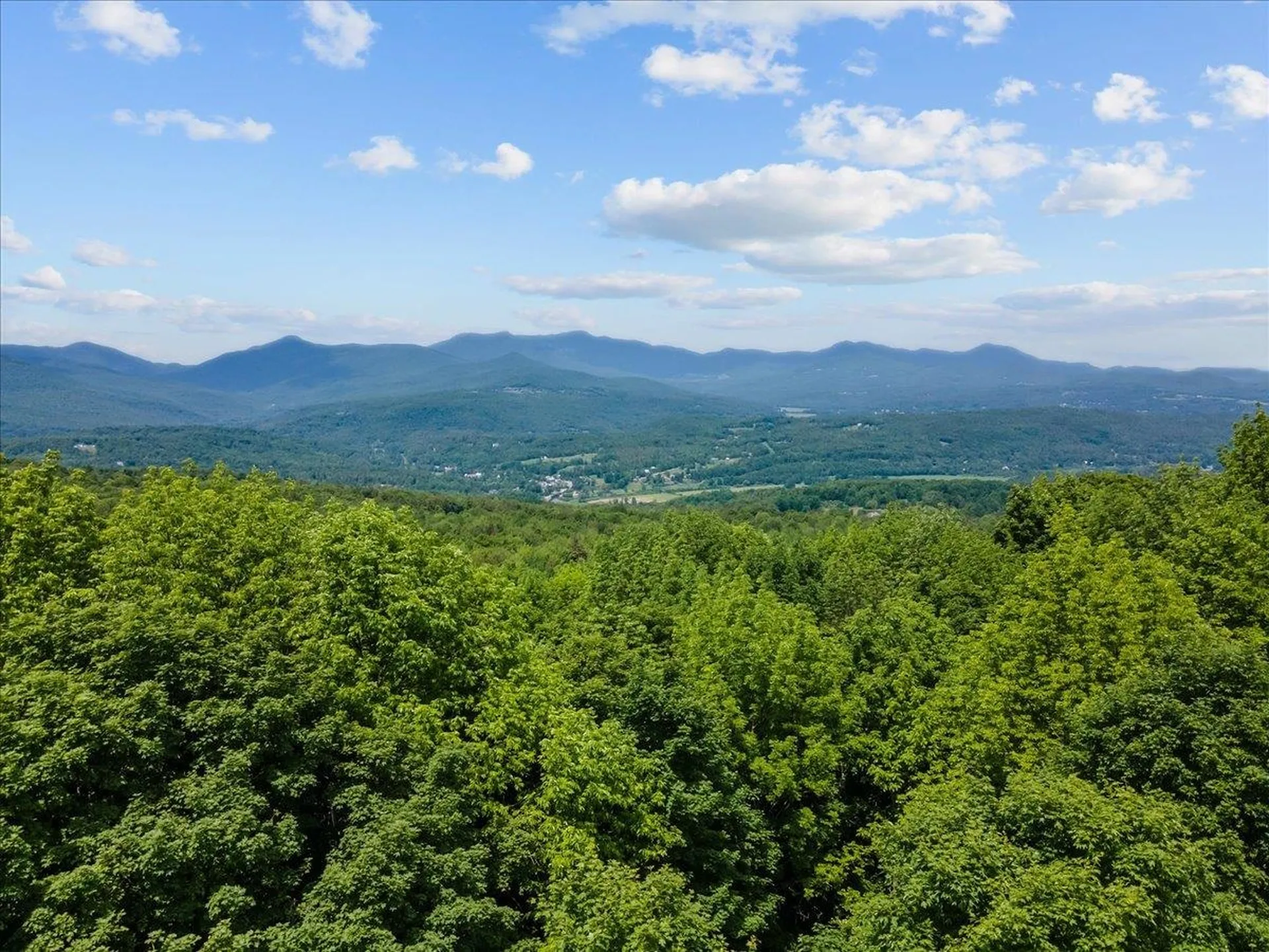0 Hollows End Road Stowe VT 05672