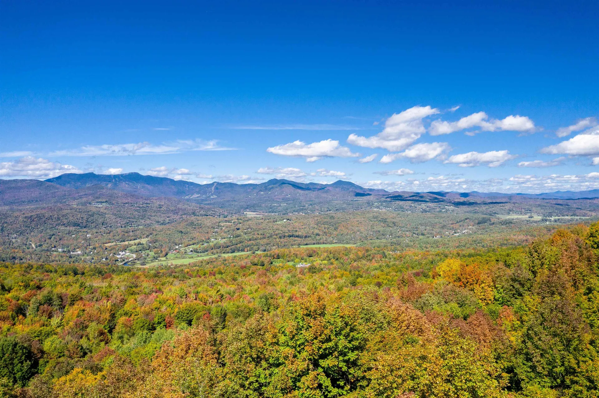 0 Hollows End Road Stowe VT 05672