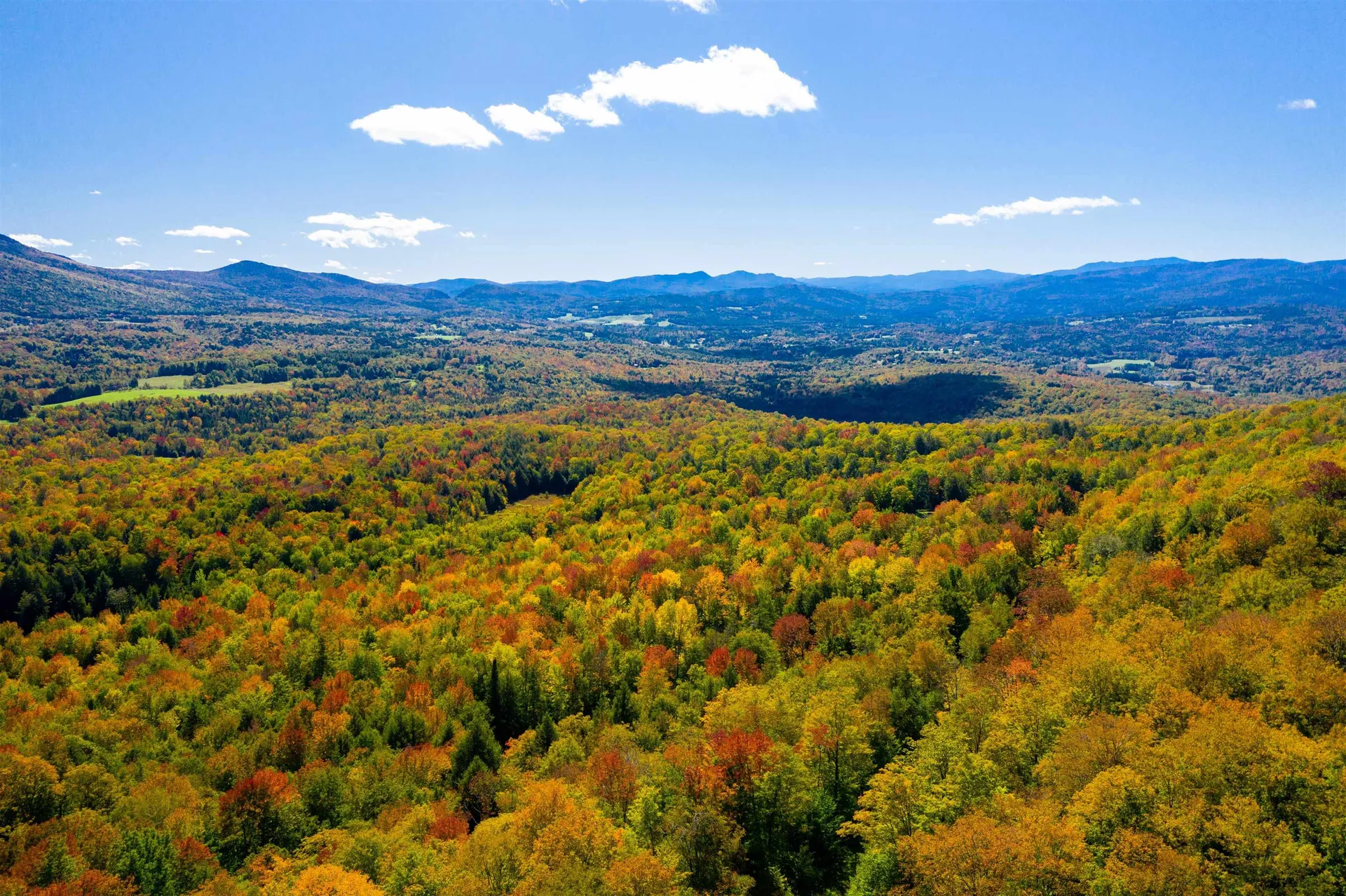 0 Hollows End Road Stowe VT 05672