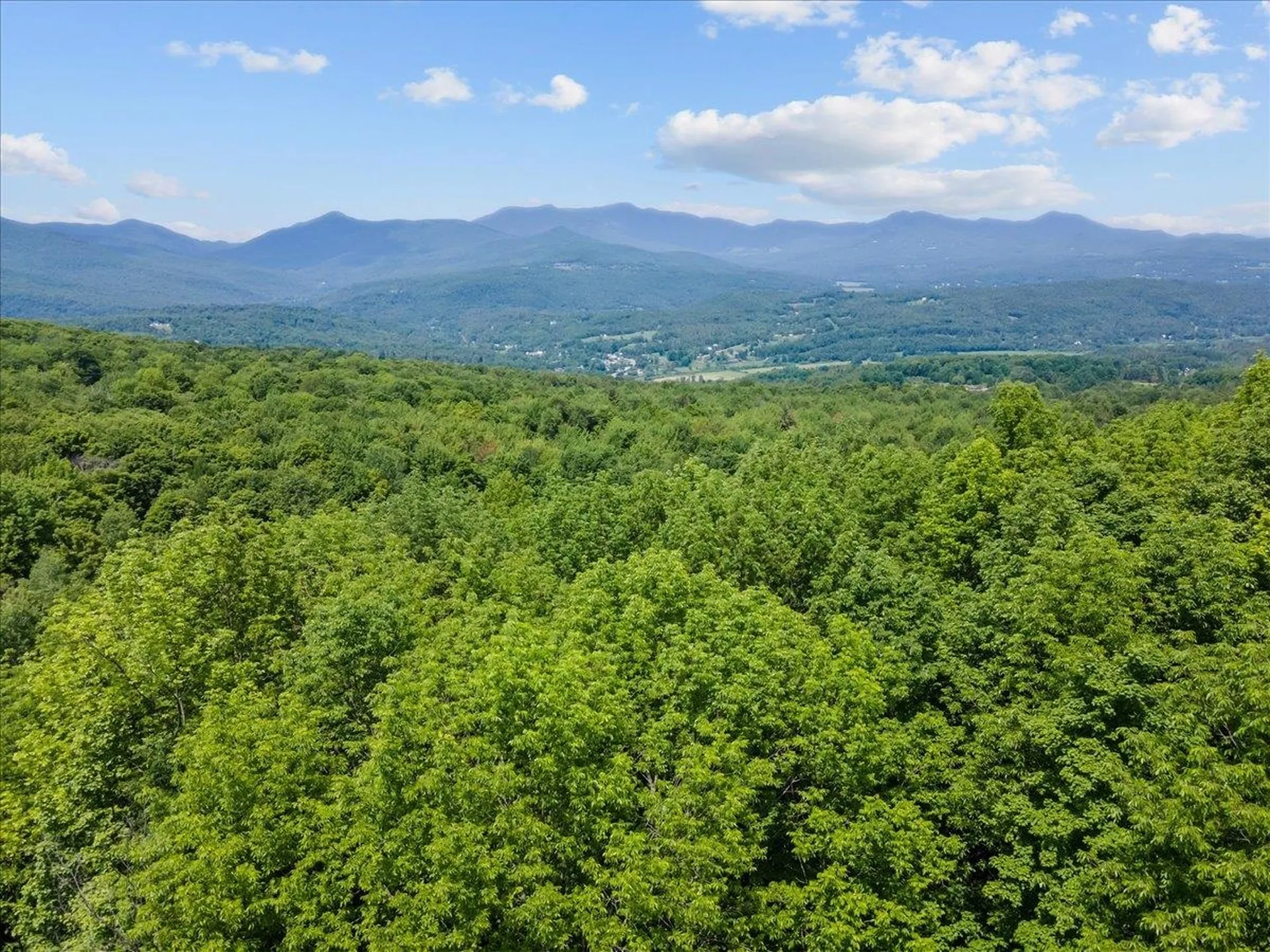 0 Hollows End Road Stowe VT 05672