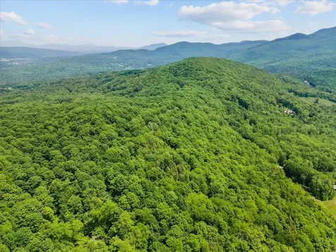 0 Hollows End Road Stowe VT 05672