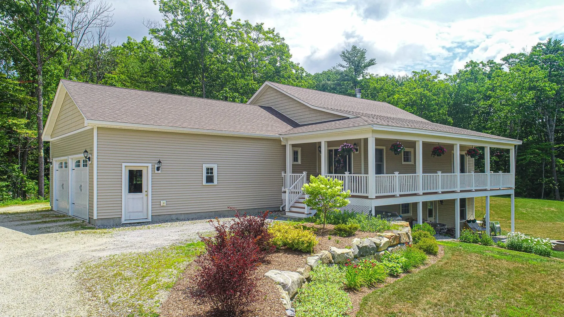 446 Edgemont Road Sunapee NH 03782