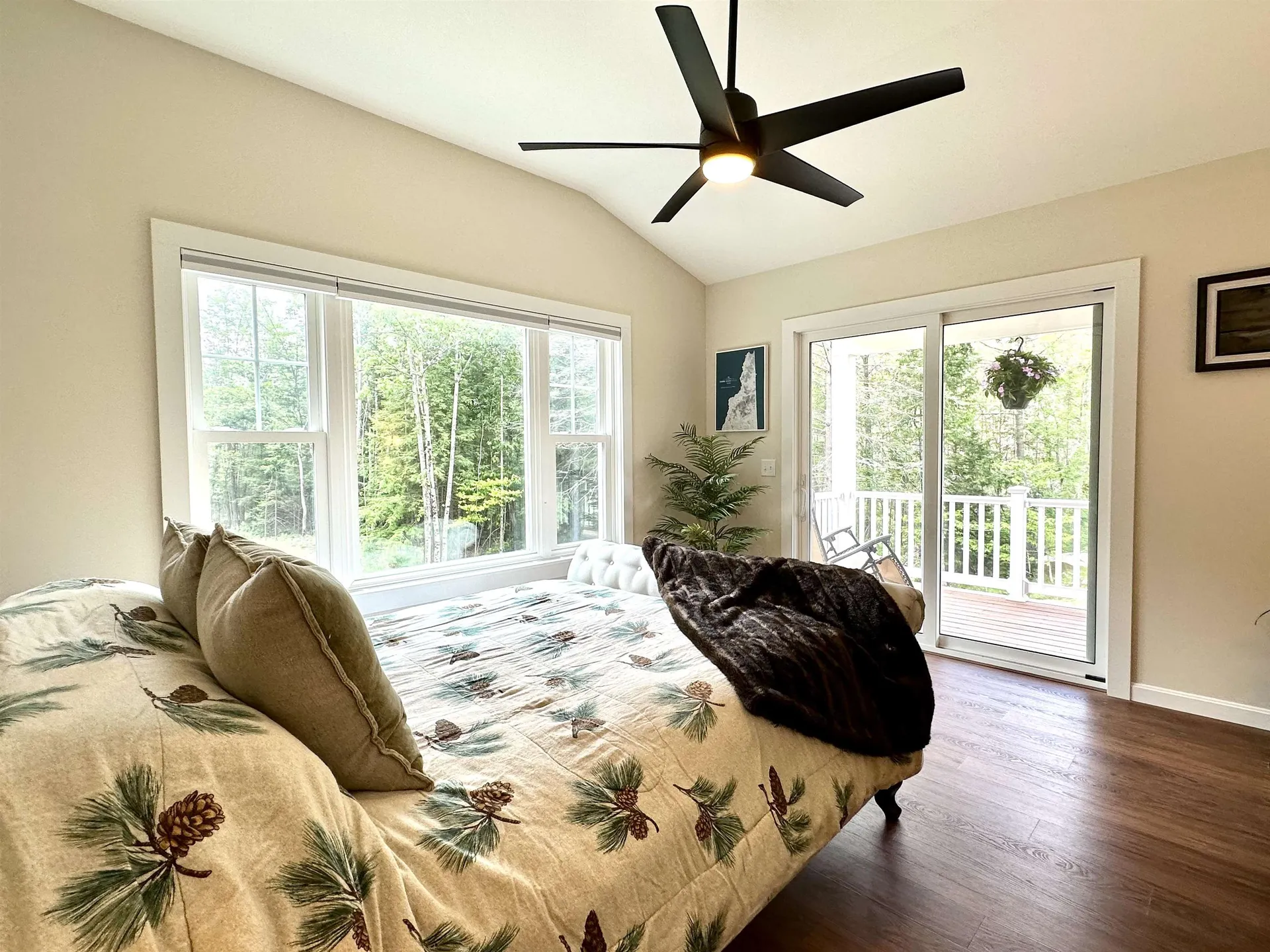446 Edgemont Road Sunapee NH 03782