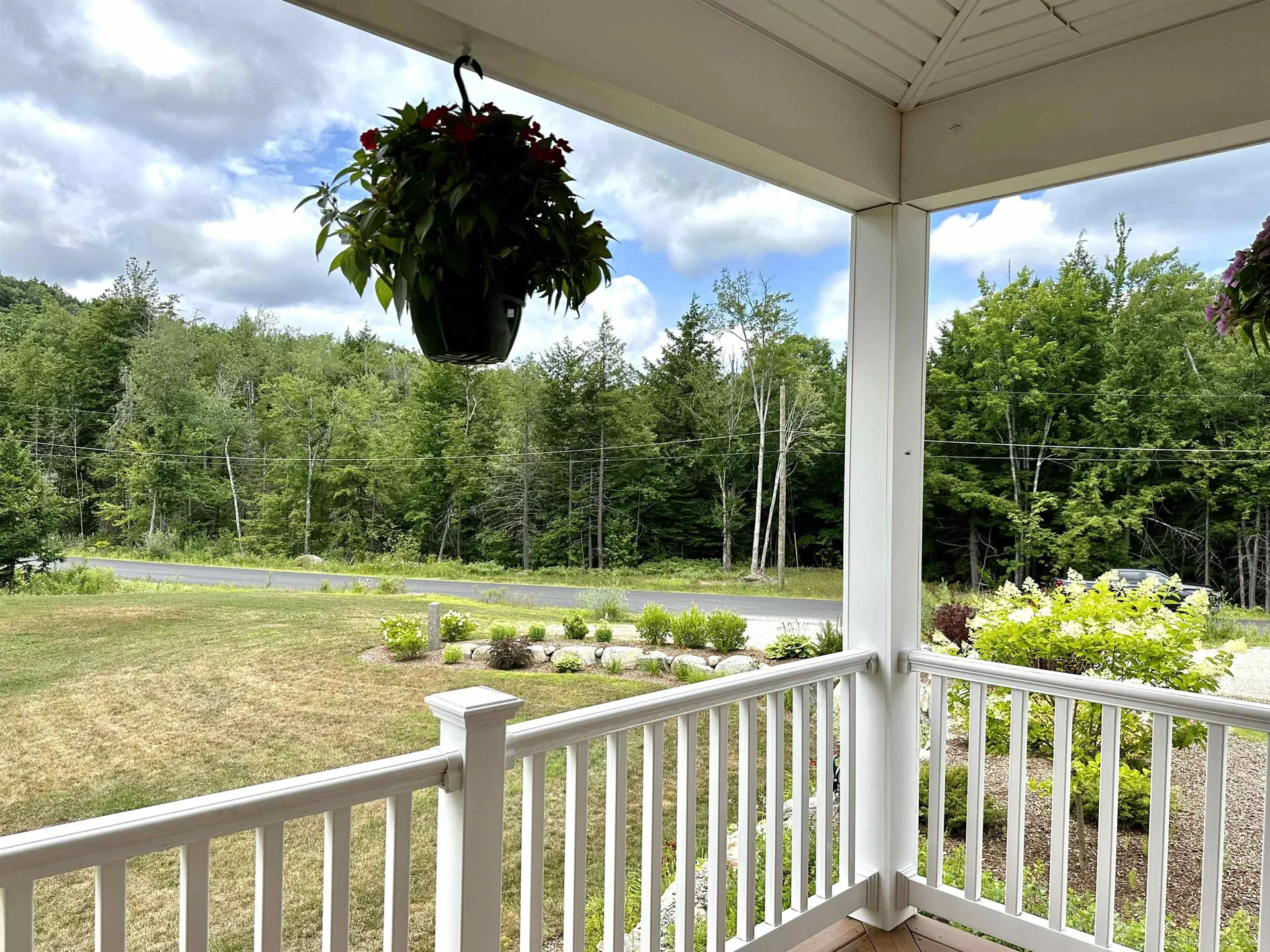 446 Edgemont Road Sunapee NH 03782