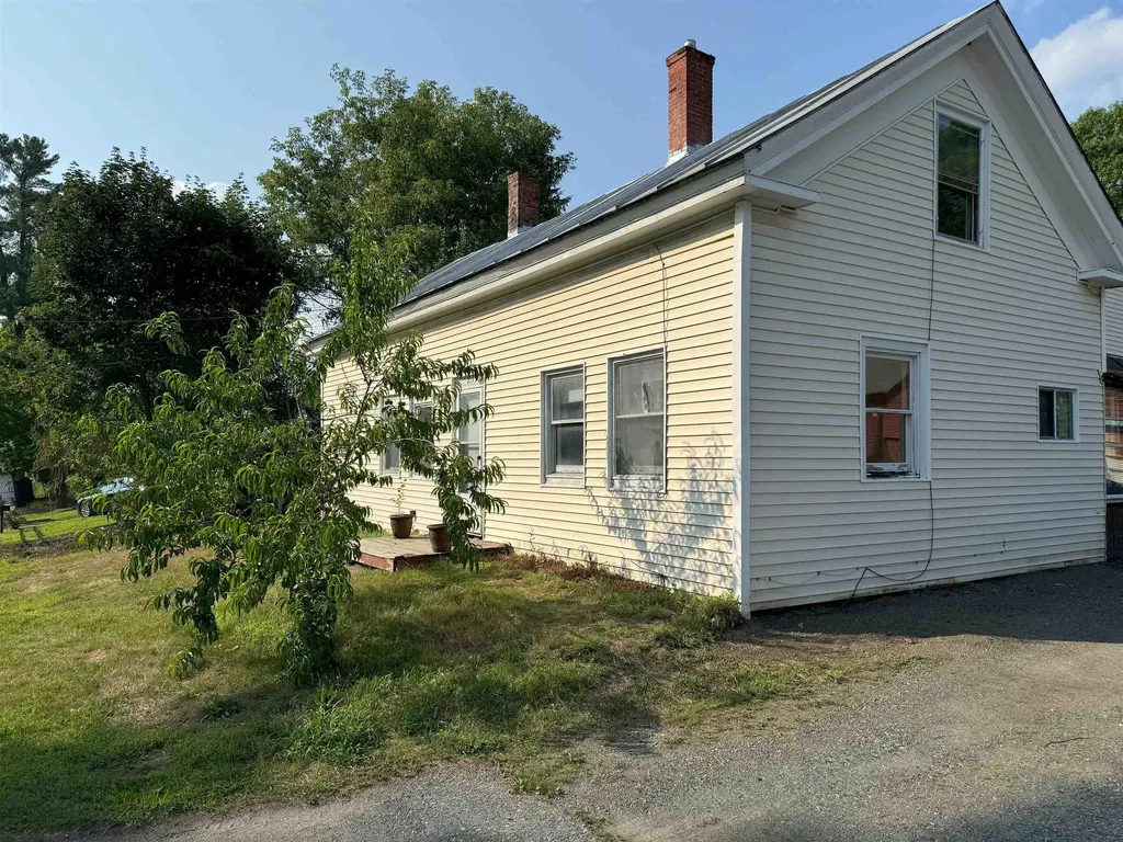 215 Bank Street Extension Lebanon NH 03766
