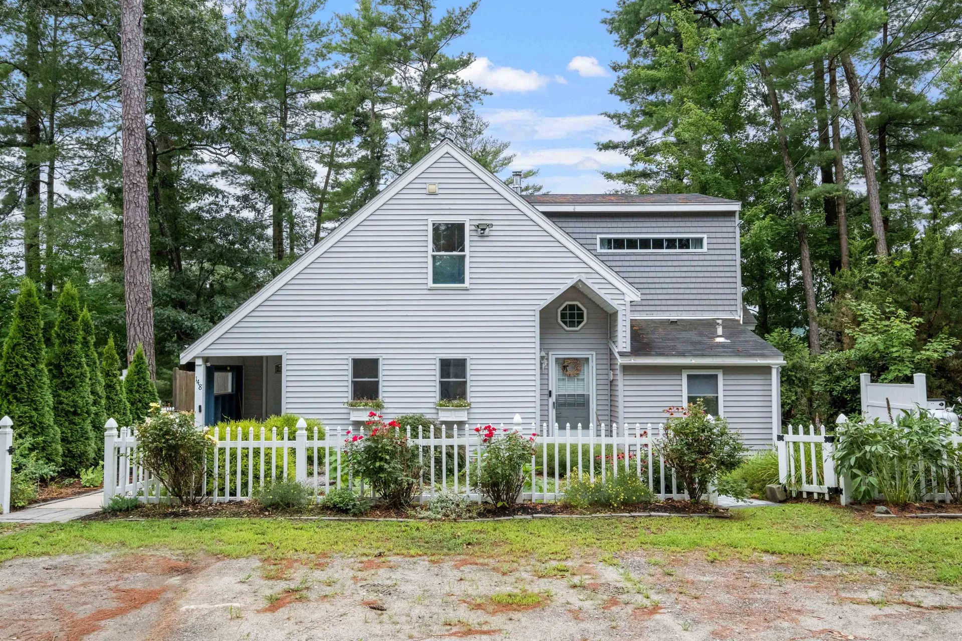 148 Elm Street Goffstown NH 03045