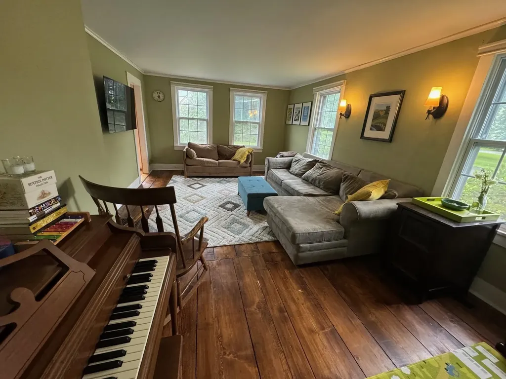 6 Buena Vista Court Windsor VT 05089