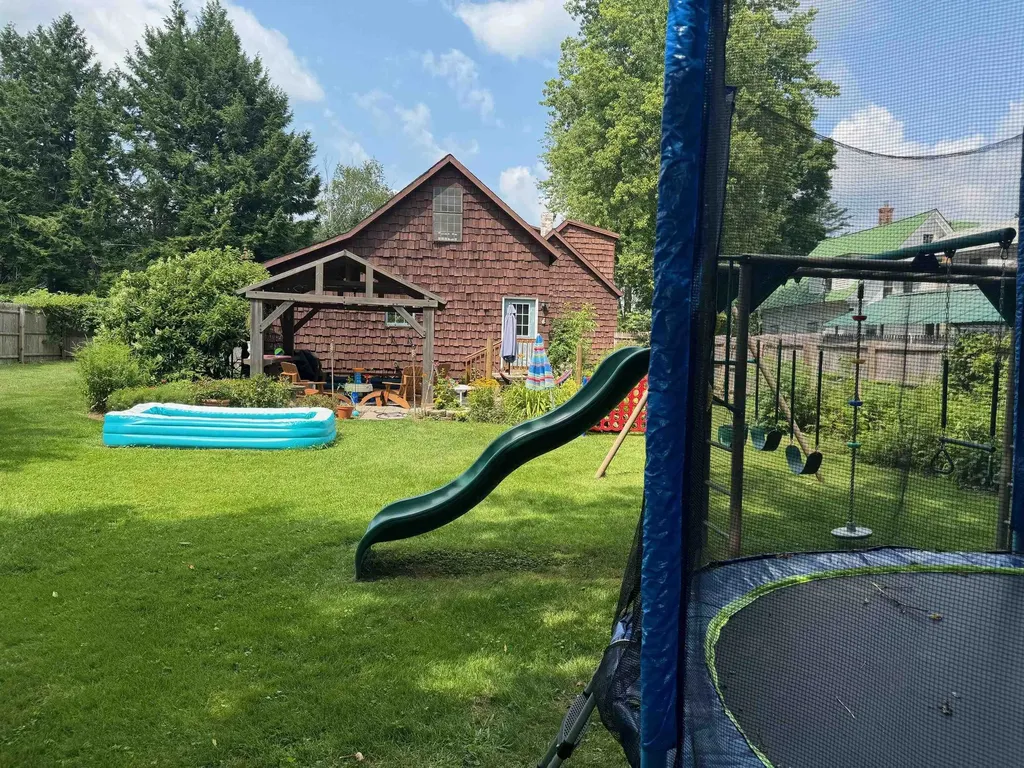 6 Buena Vista Court Windsor VT 05089