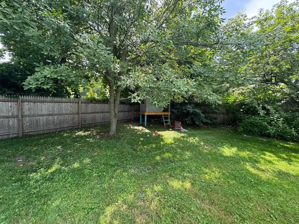 6 Buena Vista Court Windsor VT 05089