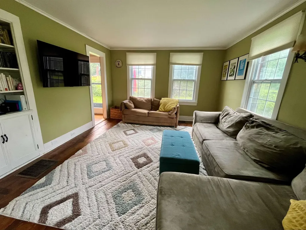 6 Buena Vista Court Windsor VT 05089