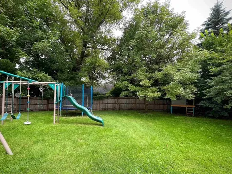 6 Buena Vista Court Windsor VT 05089