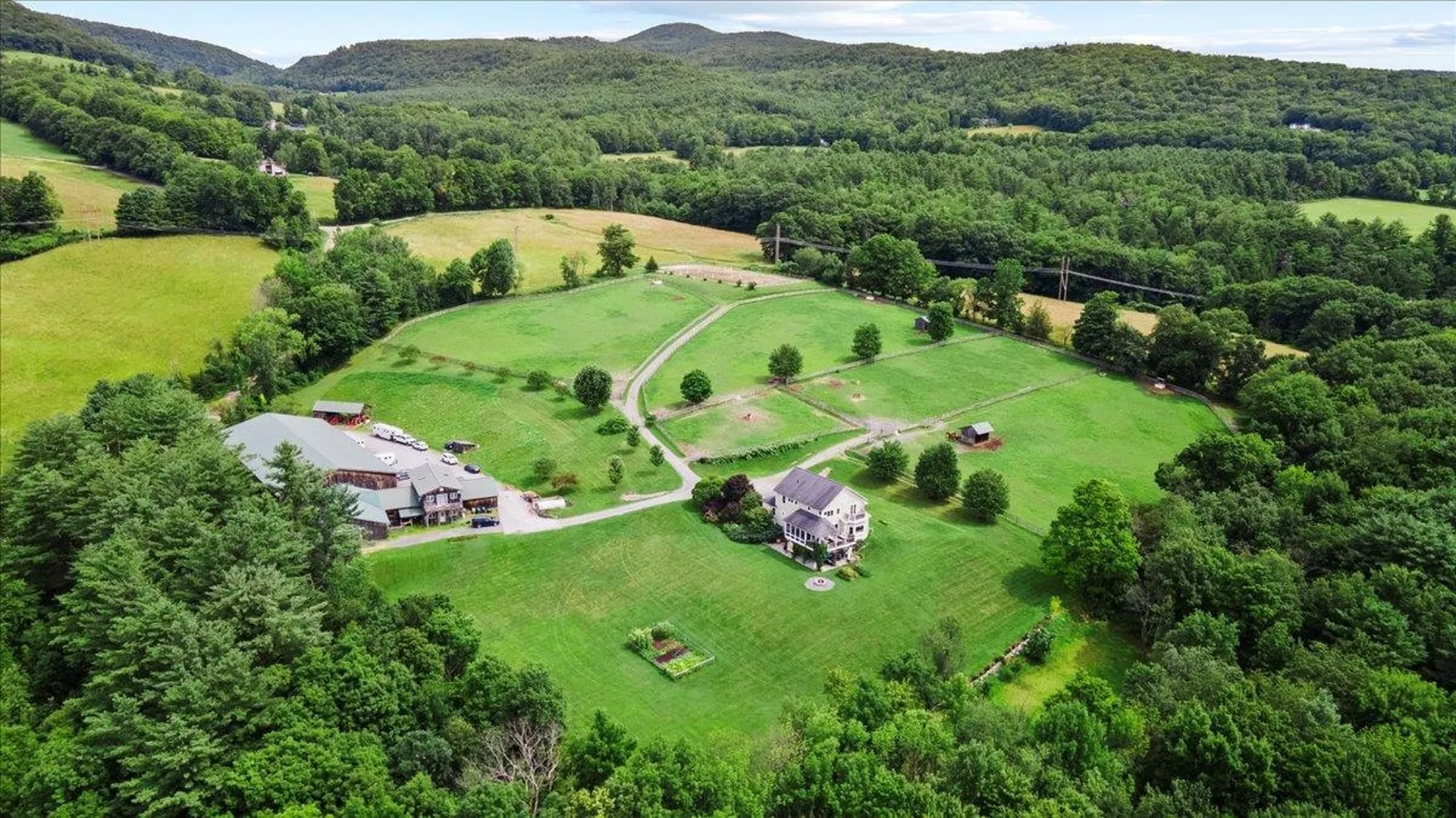 1228 Skiparee Road Pownal VT 05260