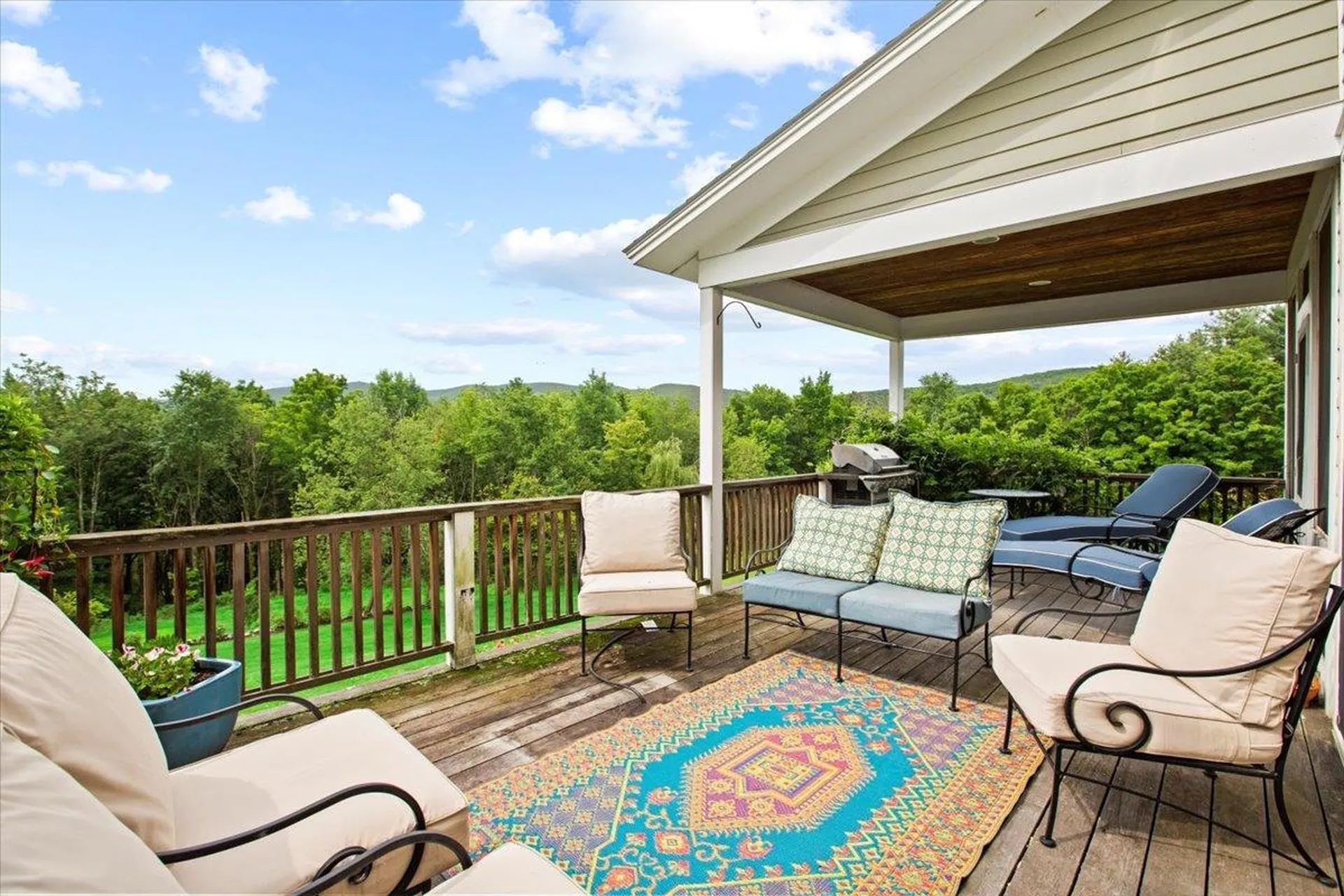 1228 Skiparee Road Pownal VT 05260