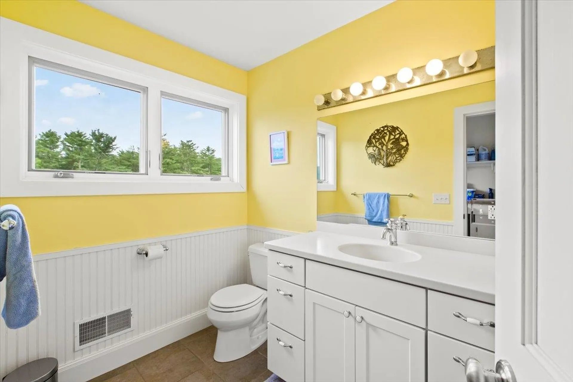 1228 Skiparee Road Pownal VT 05260