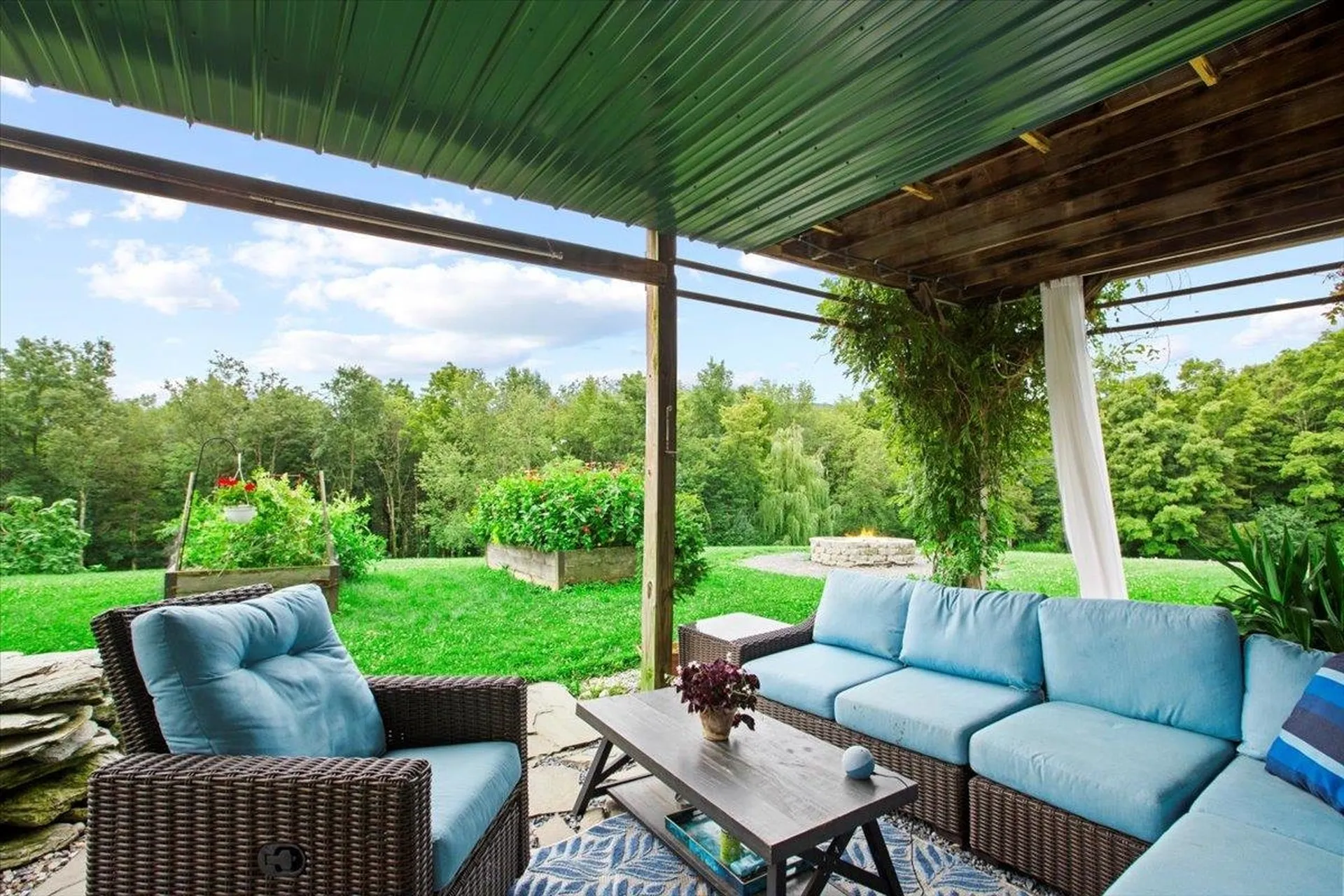 1228 Skiparee Road Pownal VT 05260