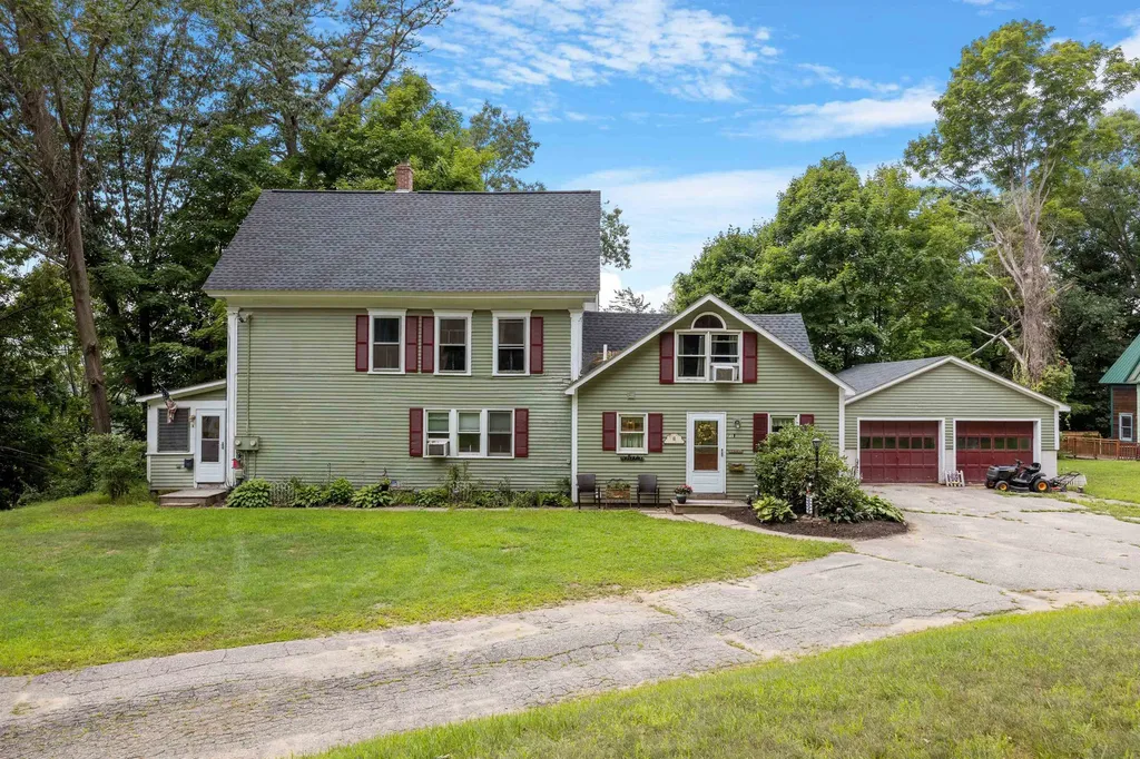 71 Winnipesaukee Street Franklin NH 03235