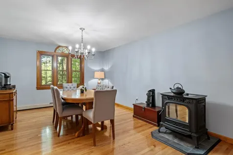 12 Deer Run Road North Hampton NH 03862