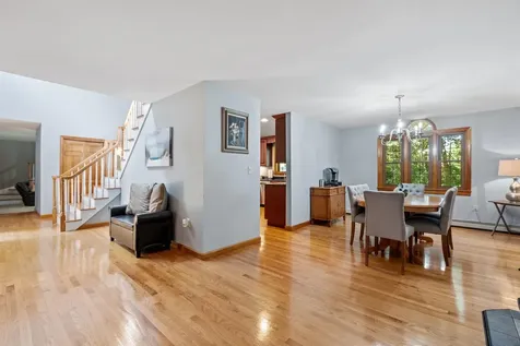 12 Deer Run Road North Hampton NH 03862