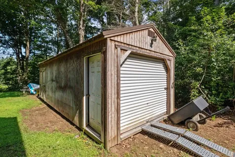 12 Deer Run Road North Hampton NH 03862