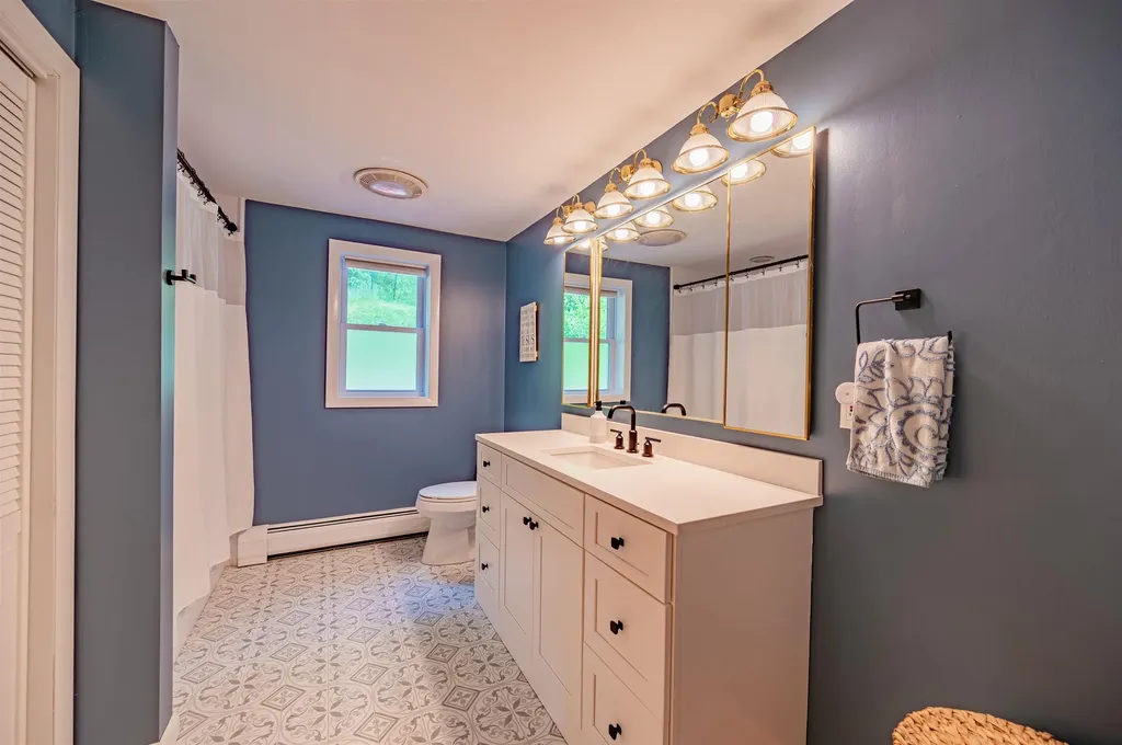 1002 South Barre Road Barre Town VT 05641