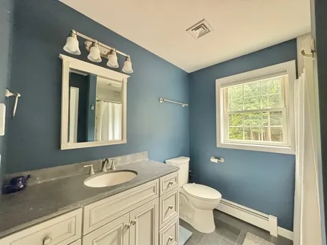 42 Woodland Heights Swanzey NH 03446