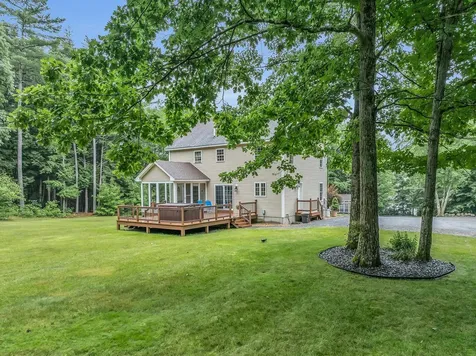 42 Woodland Heights Swanzey NH 03446