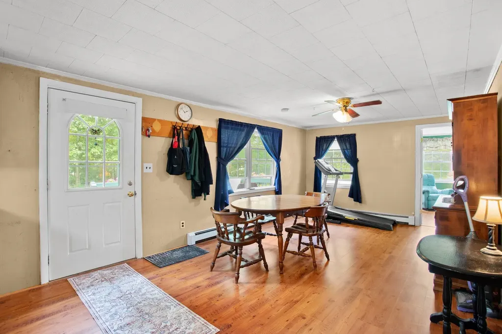 22 Parker Mountain Road Strafford NH 03884