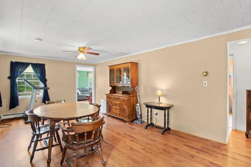 22 Parker Mountain Road Strafford NH 03884