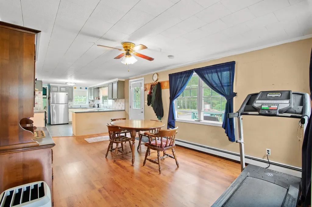 22 Parker Mountain Road Strafford NH 03884