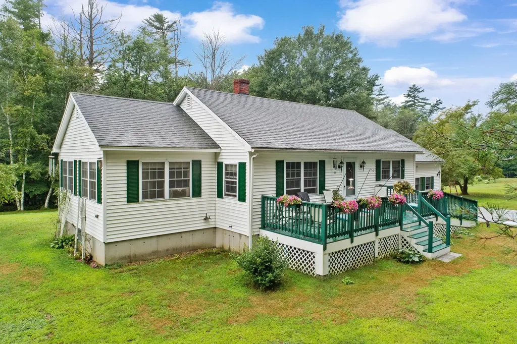 22 Parker Mountain Road Strafford NH 03884