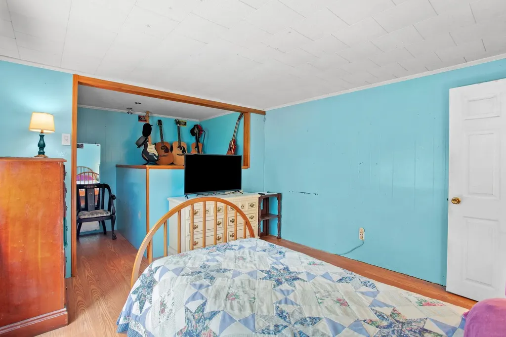 22 Parker Mountain Road Strafford NH 03884